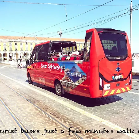 Rua Garrett @sene Chiado * Lisbona